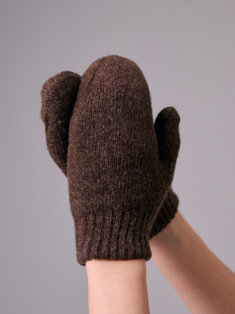 Women's gloves in sheep's wool