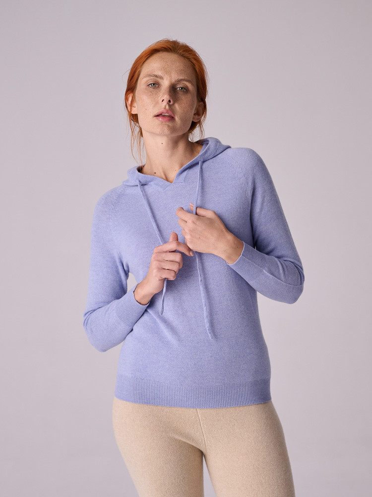 Lightweight cashmere hoodie