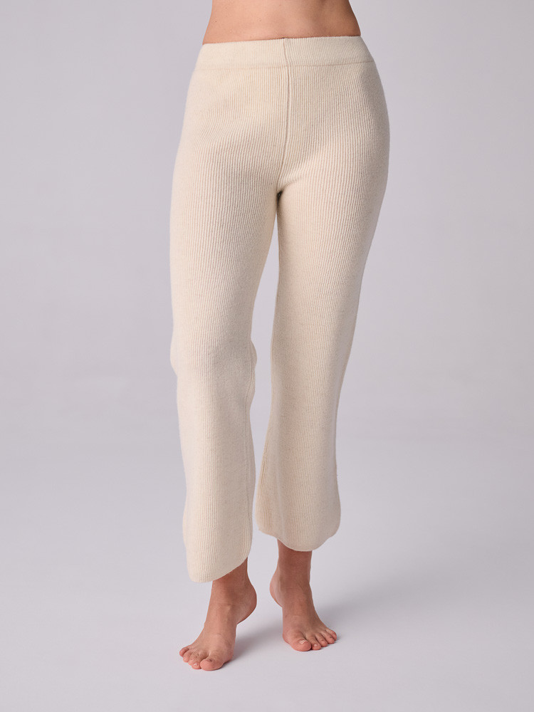 Ecru sheep wool trousers