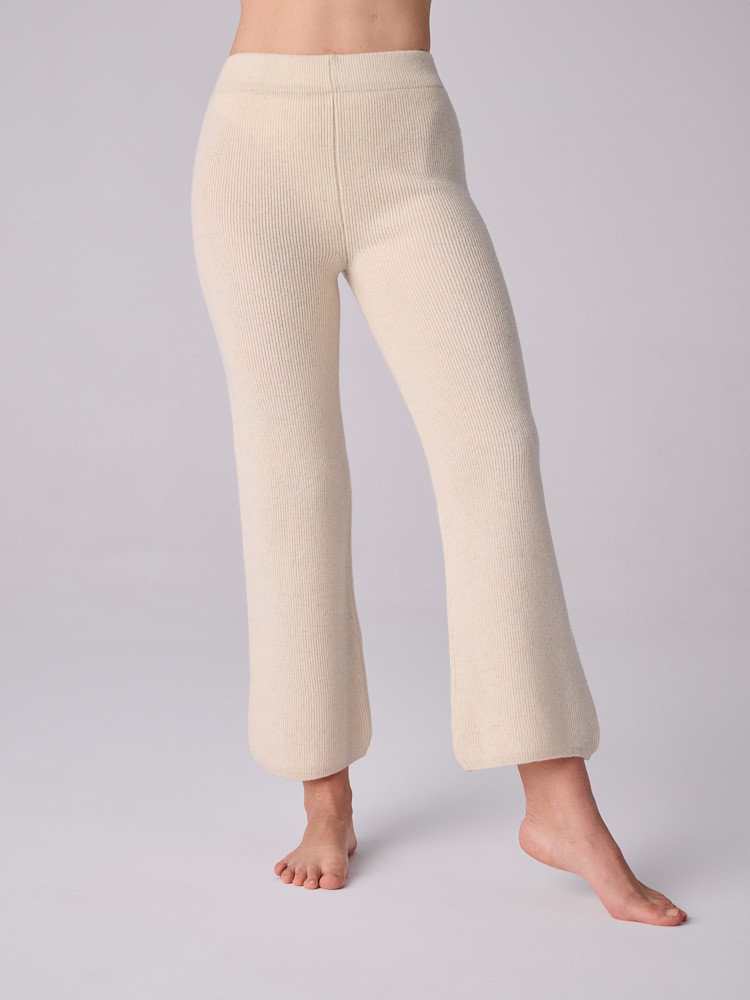 Ecru sheep wool trousers