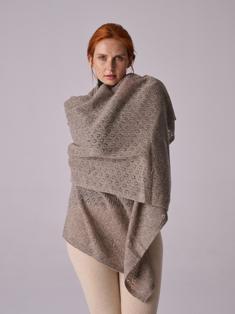 Sheep wool scarf
