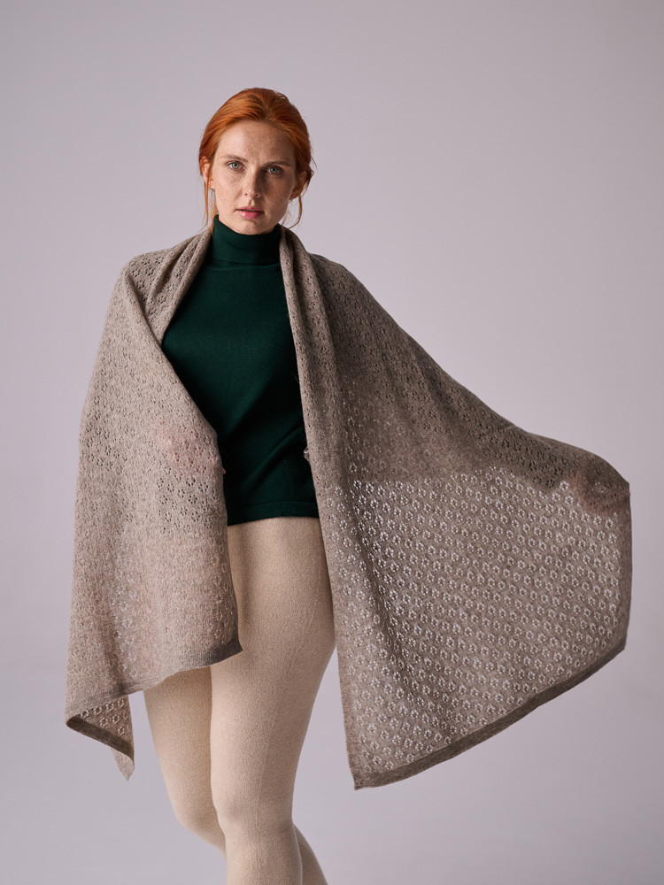 Sheep wool scarf
