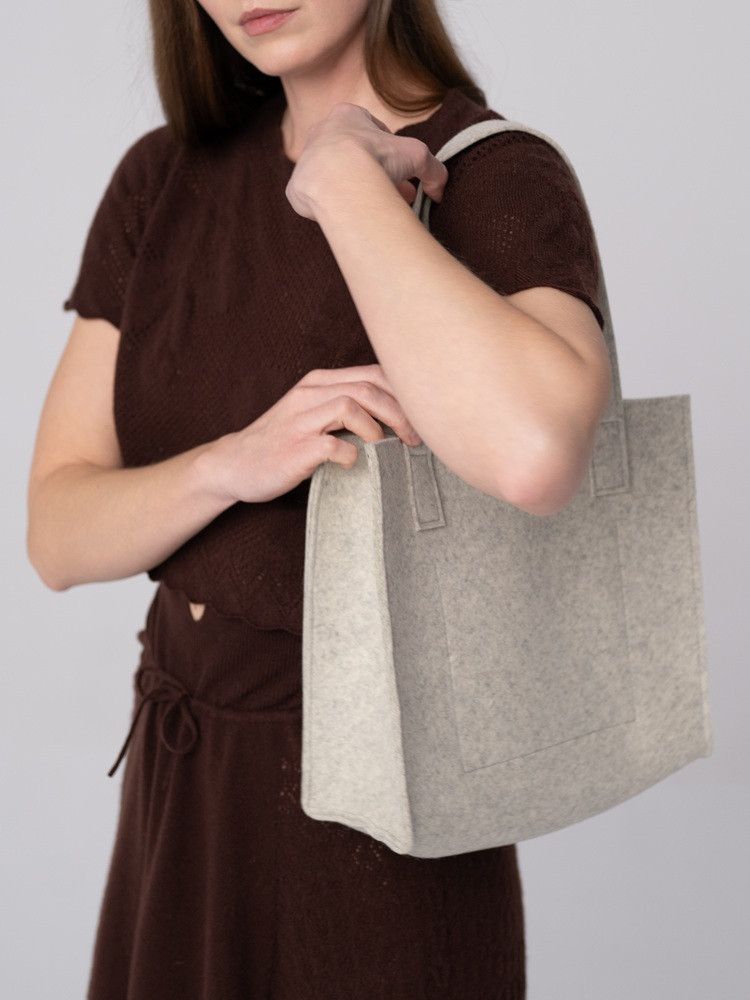 Sheep wool bag