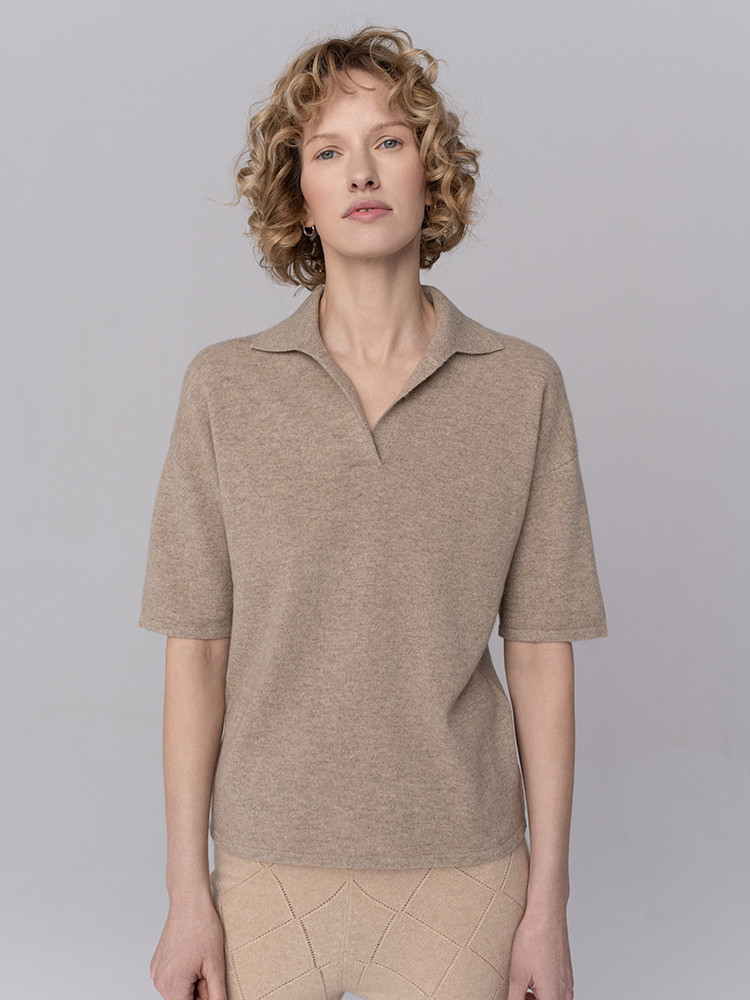 Cashmere blouse with collar
