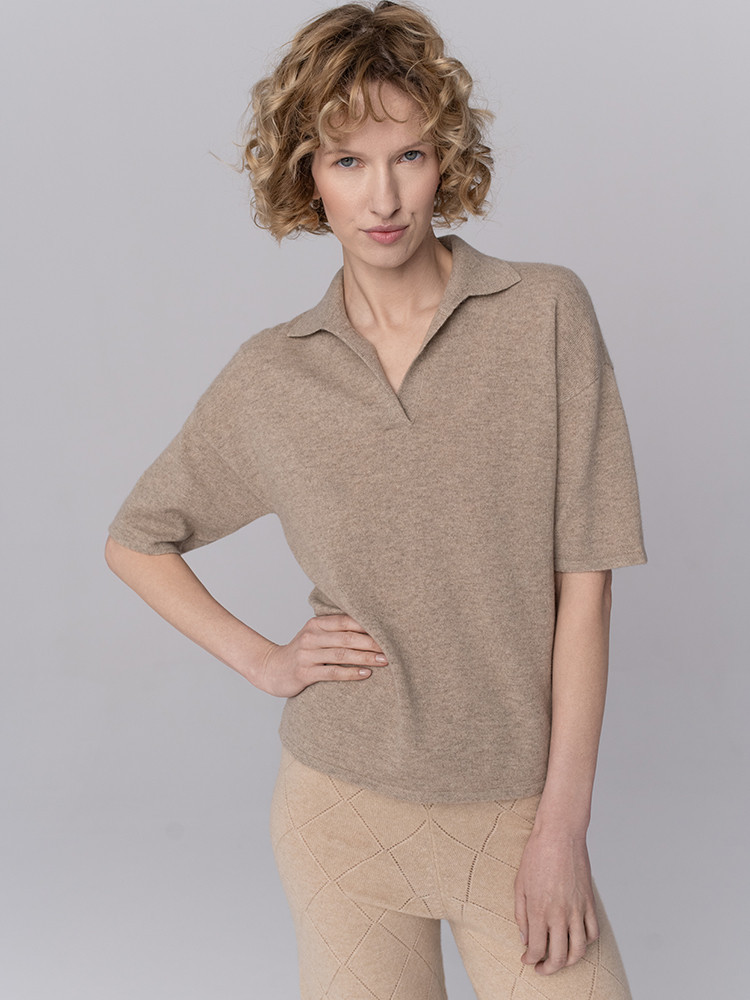 Cashmere blouse with collar