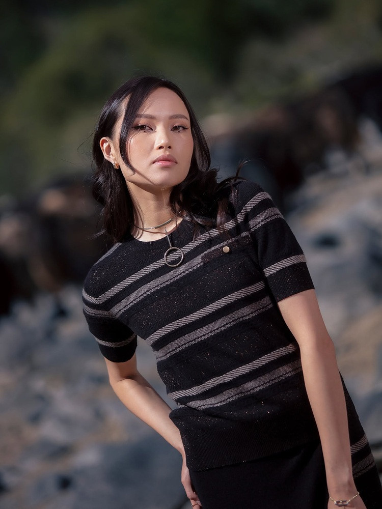 Short-sleeved striped cashmere sweater