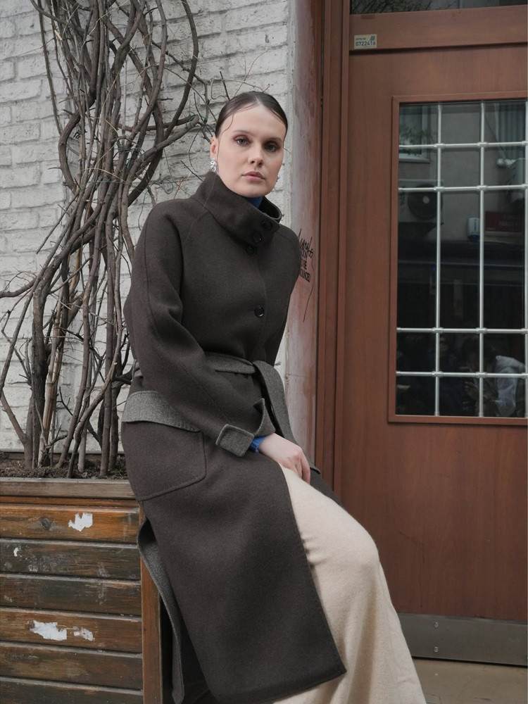 Elegant yak wool coat
