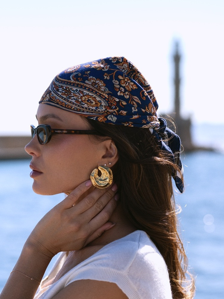 Oriental silk scarf with cashmere