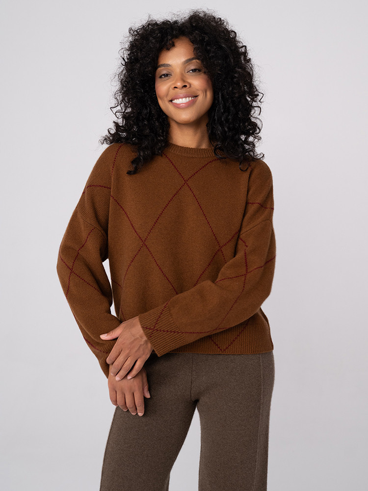 Cashmere sweater with a rhombus pattern