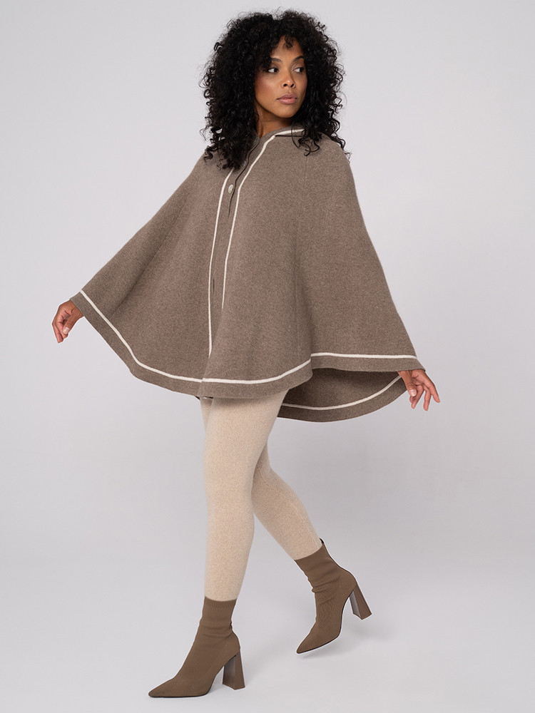 Cashmere poncho with a hood