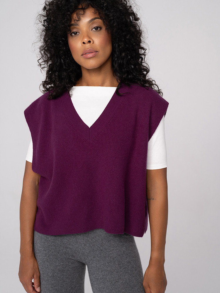 Cashmere vest