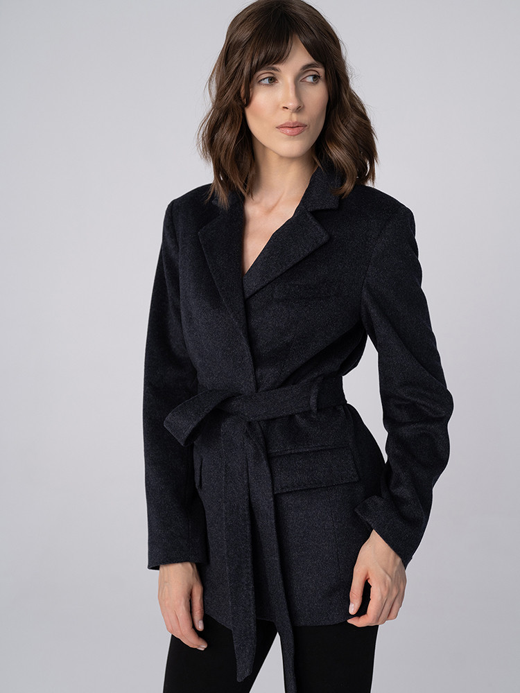 Belted sheep wool blazer