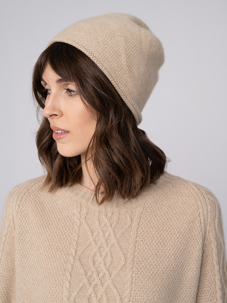 Textured cashmere hat