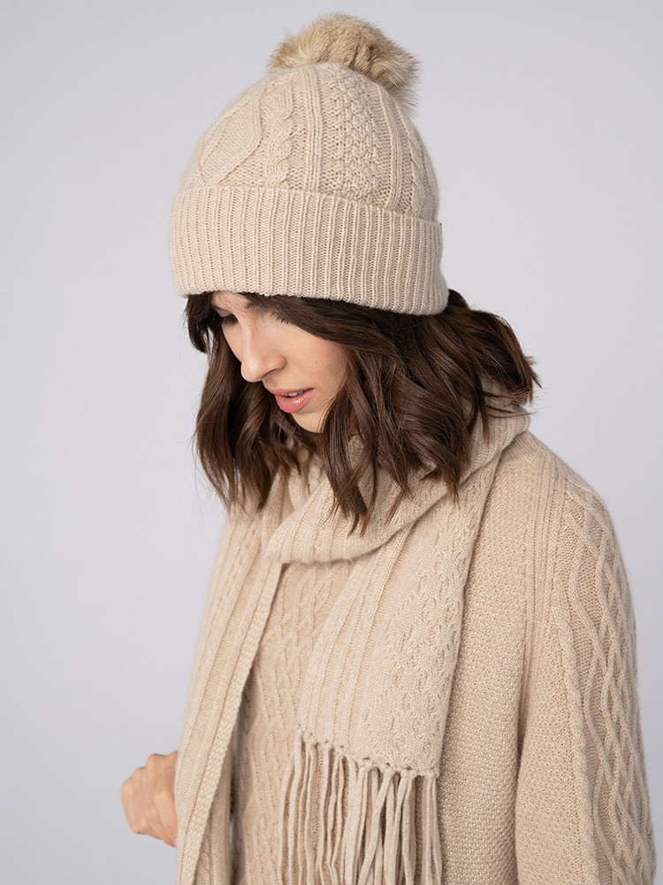 Textured cashmere hat
