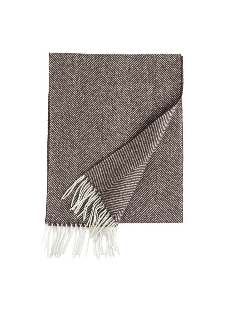 Cashmere scarf with fringes