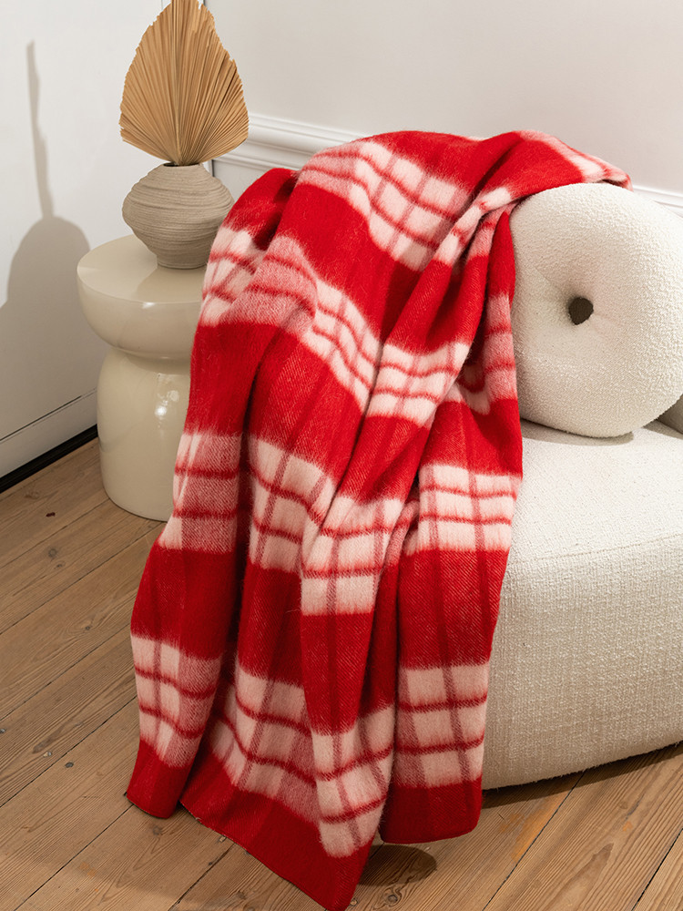 100% sheep's wool blanket
