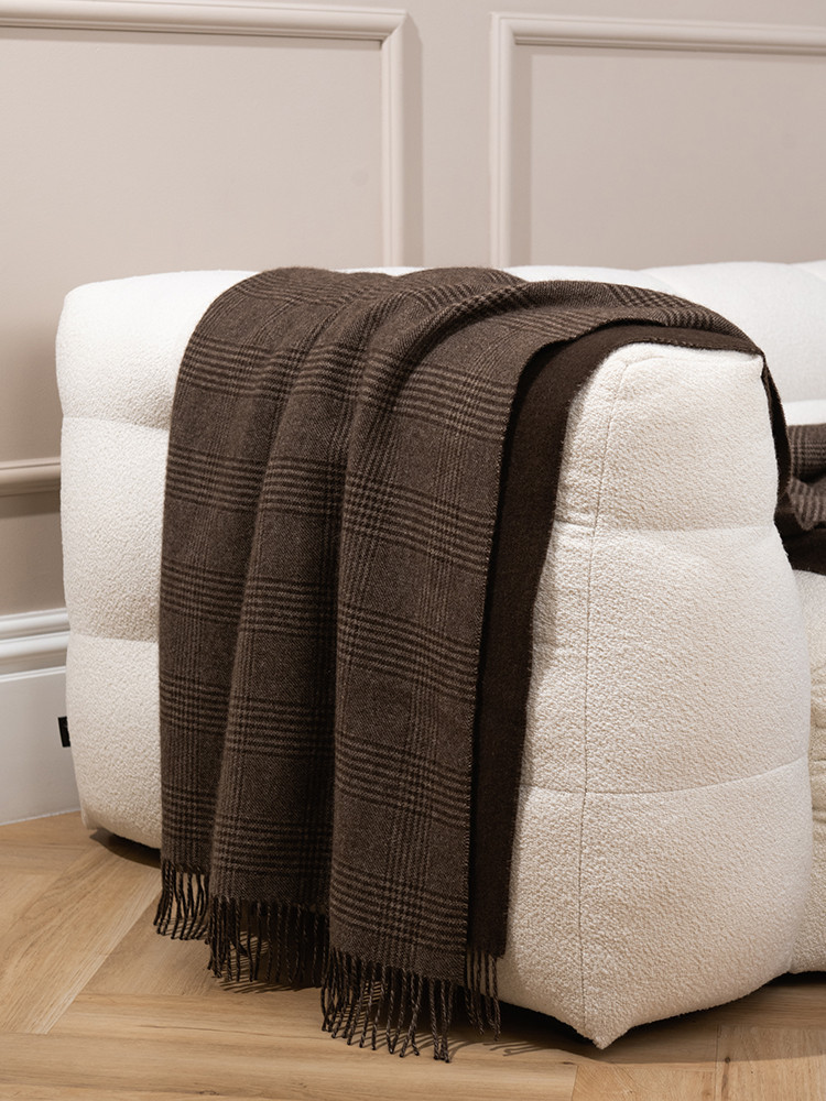 Checked yak wool blanket