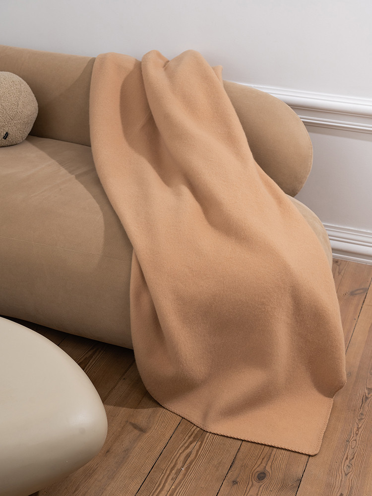 Beige 100% sheep's wool blanket